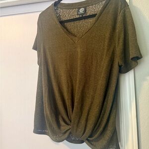 Bobeau Olive Short Sleeve V-Neck Top